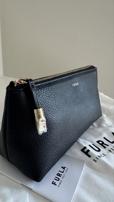 Bolsa Furla em pele. Nova, por estrear!