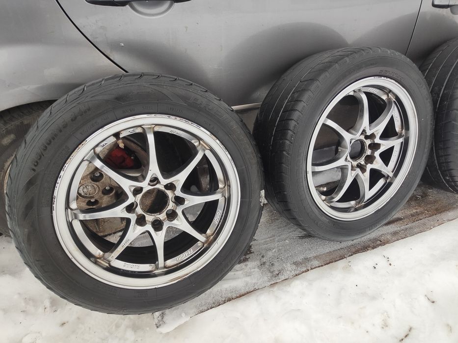 Продам.   тітани