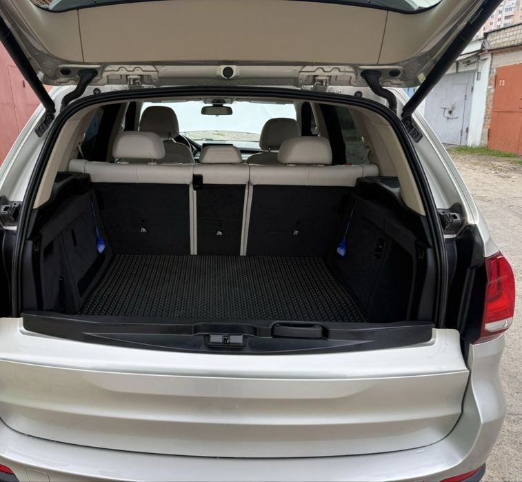 BMW X5 2015 года
