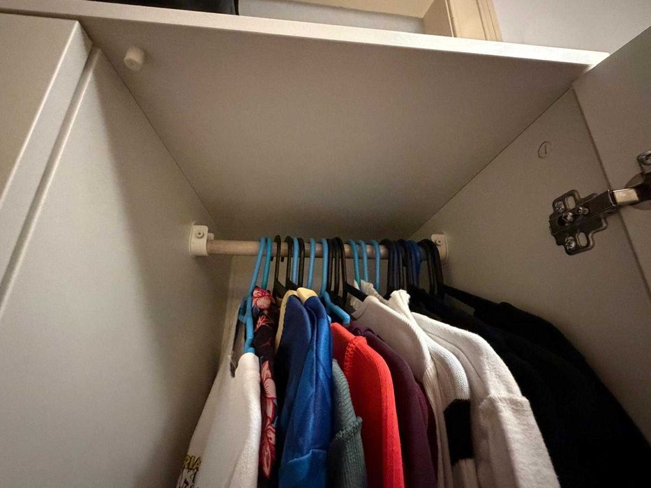 Roupeiro Ikea BRIMNES em bom estado