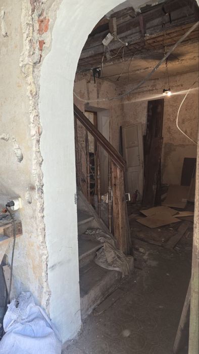 Продаж будинку вул. Є. Лисика Ближній центр