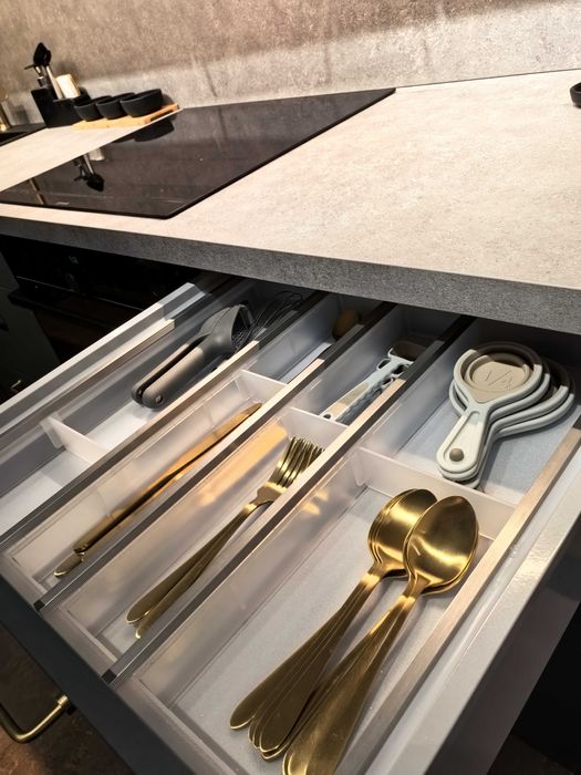 zestaw mebli kuchennych z ekspozycji