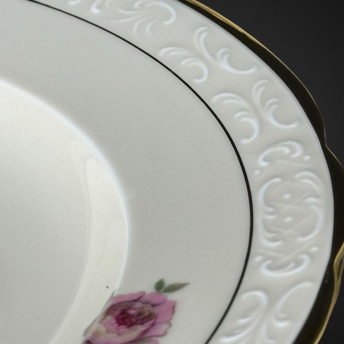 Serwis obiadowy dla 12 os. Kjøbenhavns KPM Dania Maleri ivory B41/8204