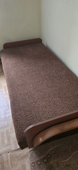 Oddam Łóżko Tapczan Jednoosobowy Stand Bardzo Dobry