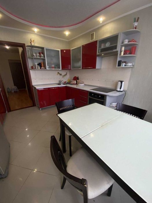 Здам 2 кімнатну квартиру на Олексіївці, пр.Перемоги,59.