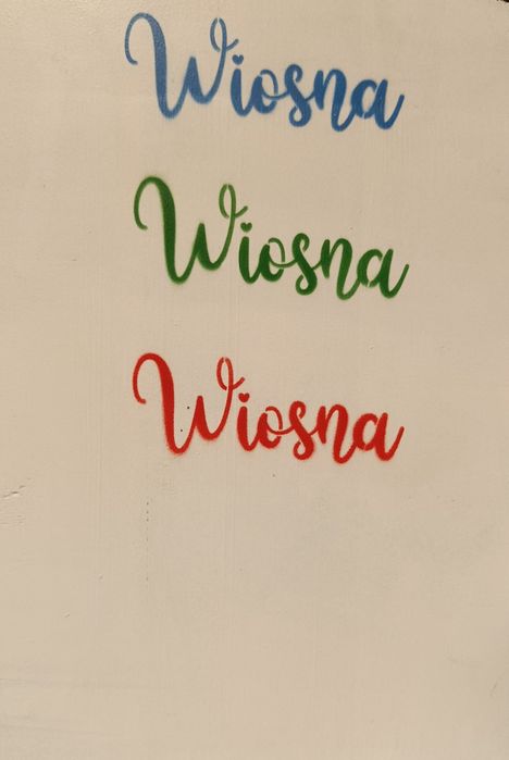 Ozdobne wiosenne tabliczki - rekwizyt foto