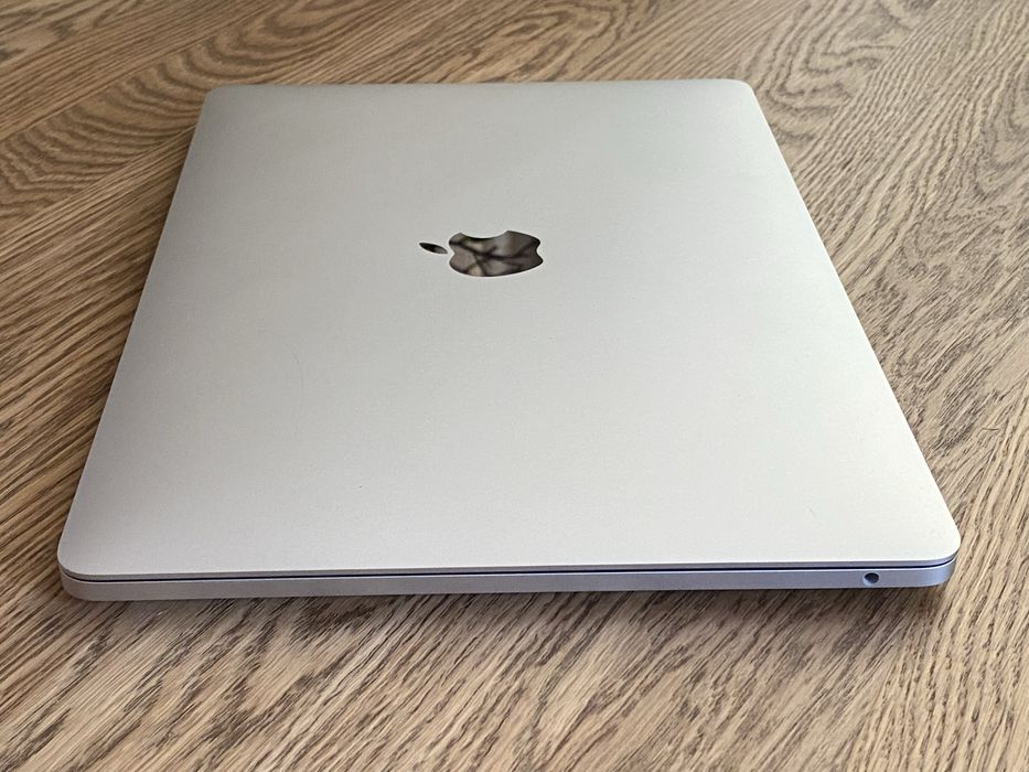 Ноутбук Apple MacBook Pro 13 2017 i5 8GB 128GB SSD.