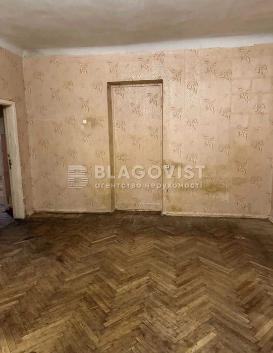 Продаж 3-к "сталінки" під ремонт, Н=3м. Тарасівська, 3, М. Університет