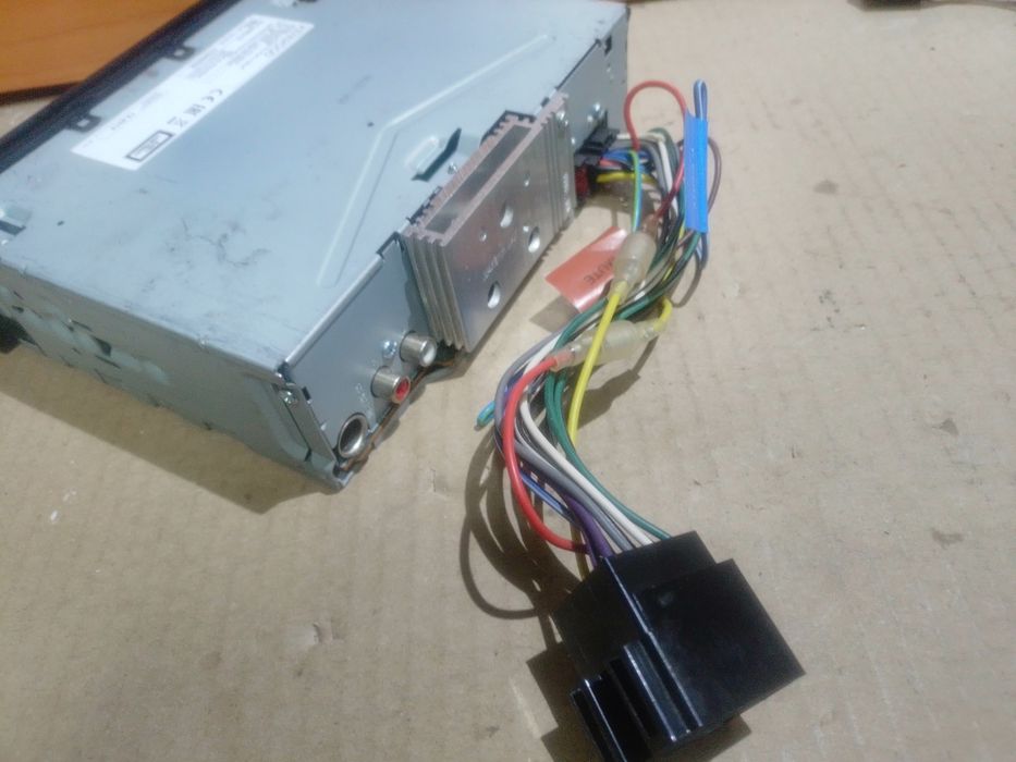 Автомагнітола KENWOOD KDC-100UR USB, AUX, CD