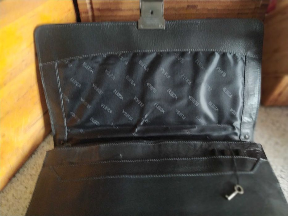 Teczka aktówka skórzana