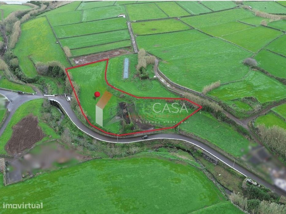 Moradia em Ruínas - freguesia da Vila Nova