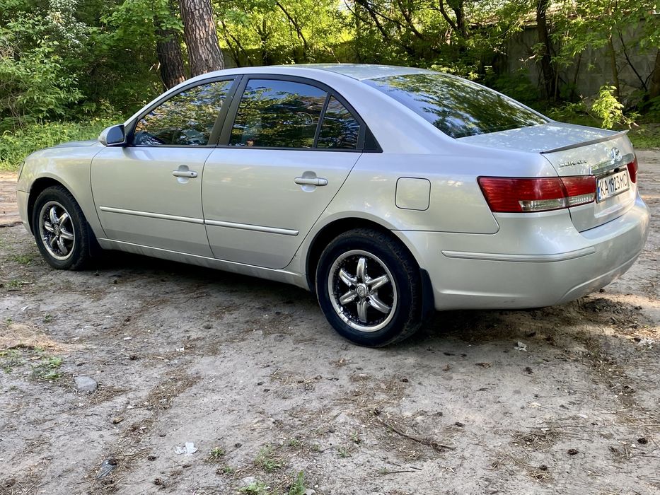 Hyundai Sonata автомат, 2010 р.в  2.0 газ