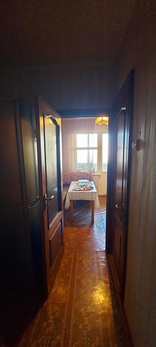 Оренда кiмната в 3-кiм. квартирi в м. Вишневе центр