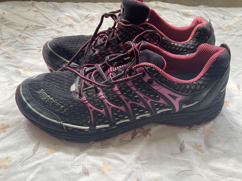 Ténis Merrel, preto e rosa Nº 39