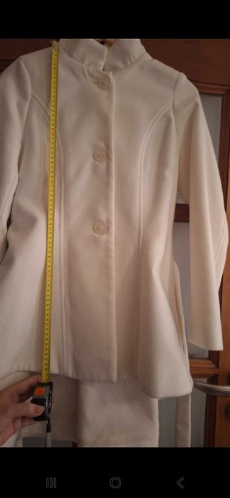 Biały płaszczyk ślubny narzutka