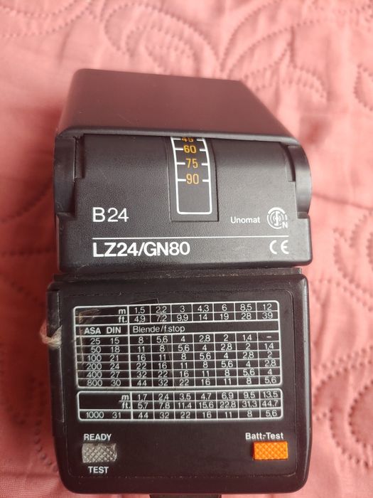 Фотовспышка ,Фотоспалах Unomat