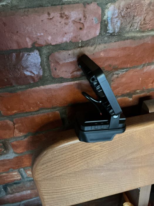 Лампа прожектор на акумулятор makita яскрава енергоощадна нова 4 дюйма