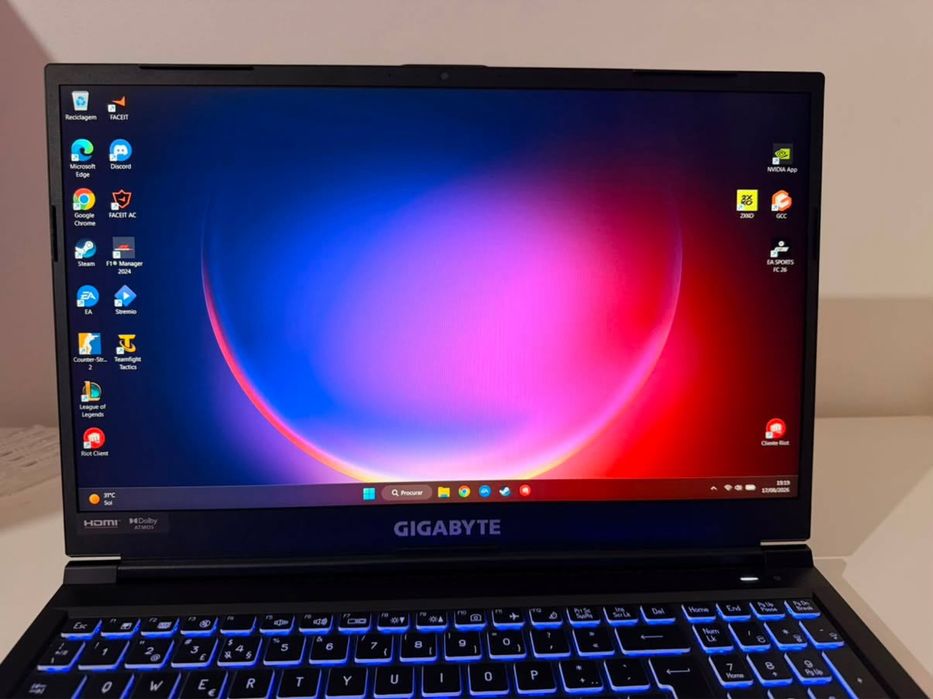 Portátil Gibagyte g5 mf5 - h2pt354kd