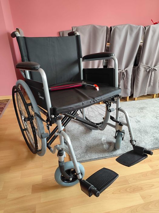 Wózek inwalidzki stalowy