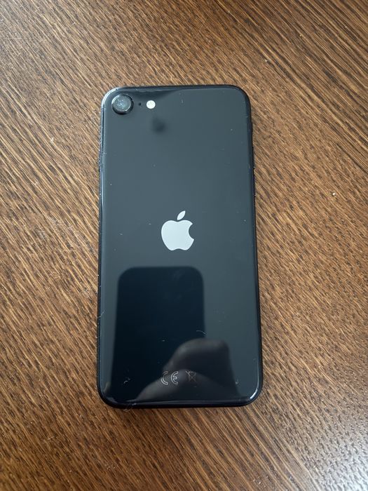 Iphone SE 2020 64GB jak nowy