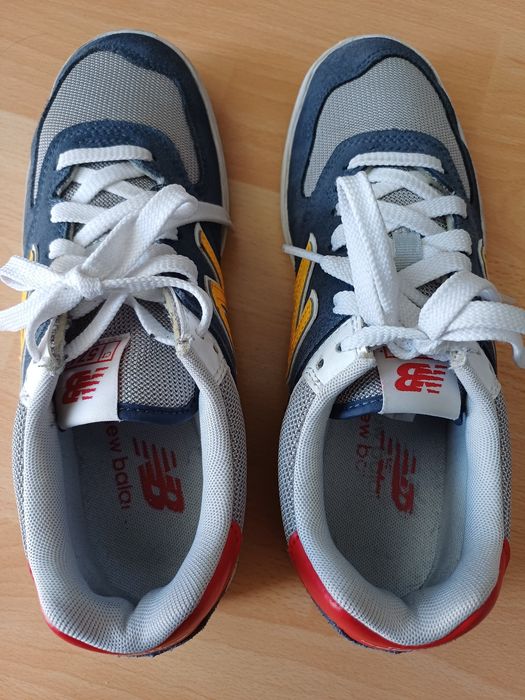 sneakersy New Balance r. 40 stan bardzo dobry