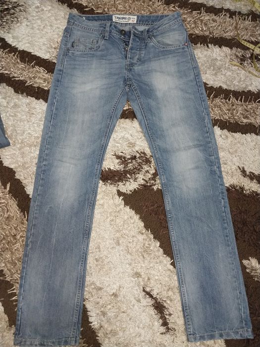 Продам чоловічі джинси у гарному стані