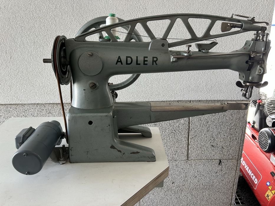 Maquina de sapateiro de braço