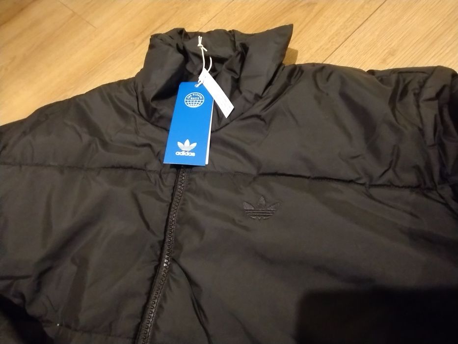 Adidas Originals 100% — легка приталена куртка з капюшоном S