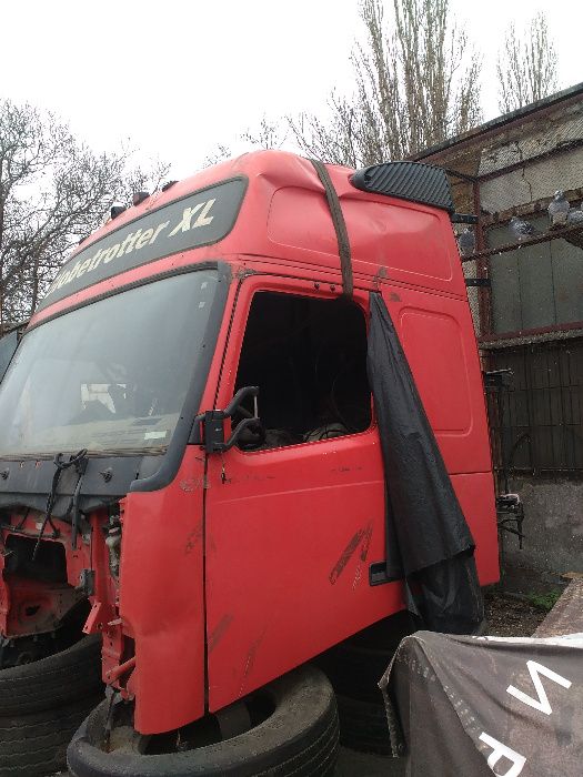 Кабина Volvo FH12