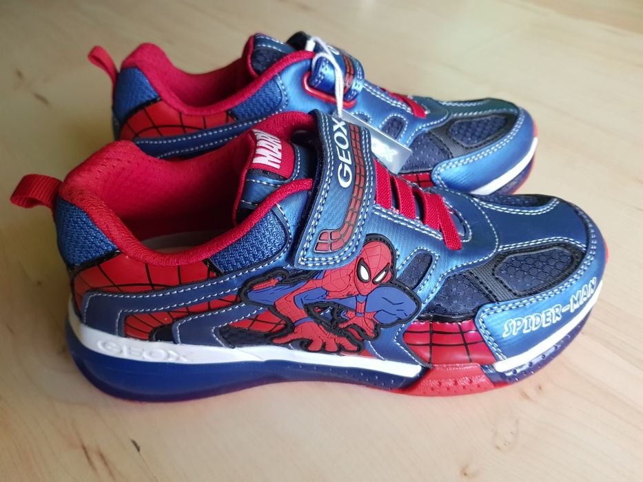Buty świecące Geox roz 35 nowe Spiderman