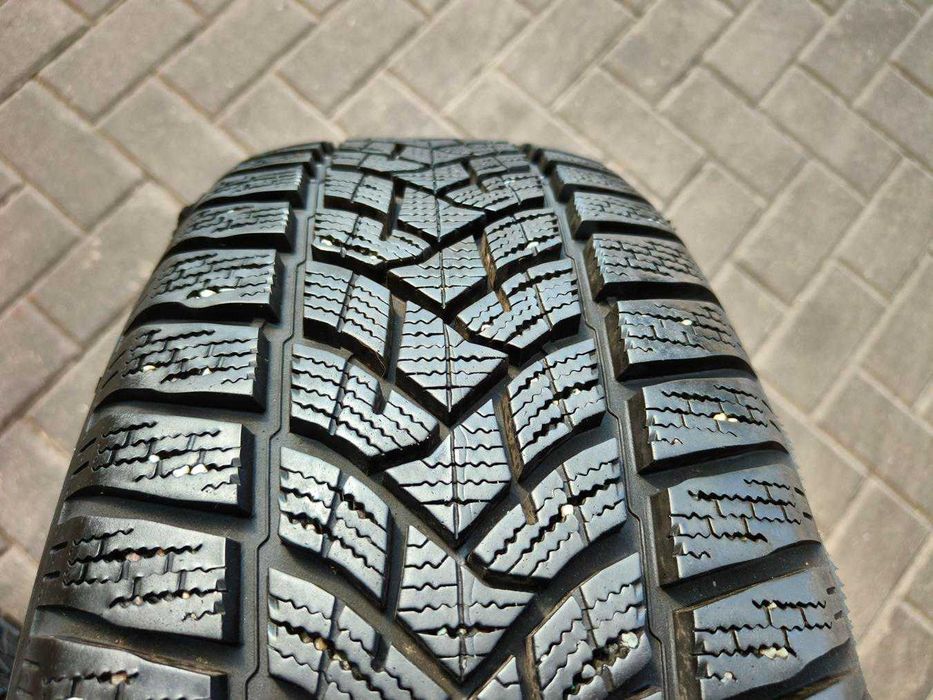 215/65 98H R16 DUNLOP Winter Sport 5 SUV 8mm 2024r Zimowe Opony 4szt Ładne