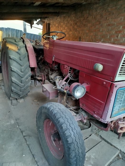 Трактор универсал у-445