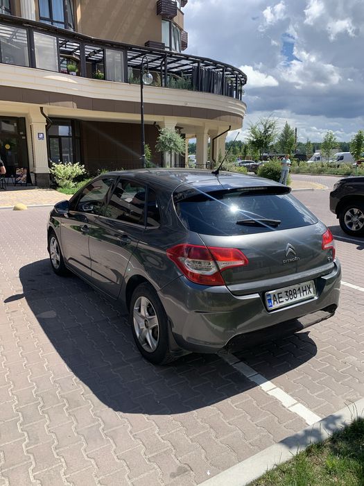 Продам авто ситроен с4 2013 год