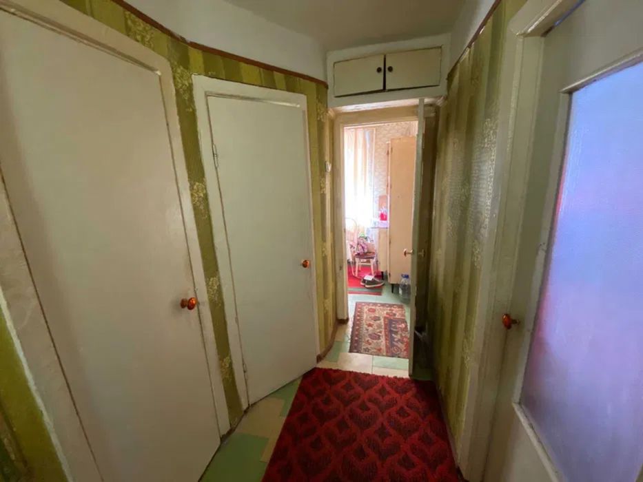 Продам 3-и кімнатну квартиру район Ковалівського парку.