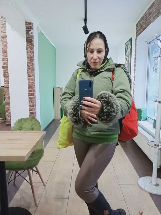 Куртка на штучному хутрі М з підстьожкою