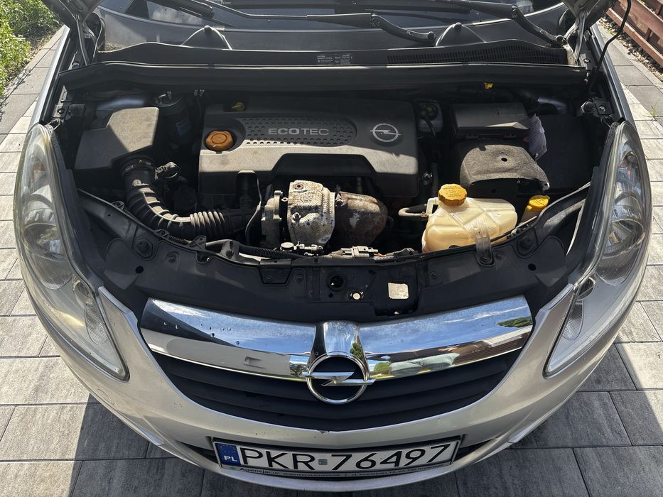 Opel Corsa D 1.3Cdti 2010r