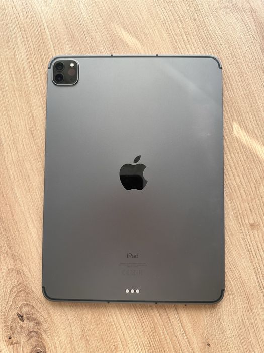 iPad Pro 11” M1 256 GB Cellular + Apple Pencil 2 + klawiatura