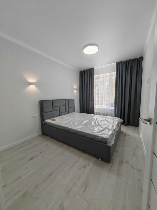 2 комнатная квартира с красивым ремонтом в ЖК Акварель-8 Таирово