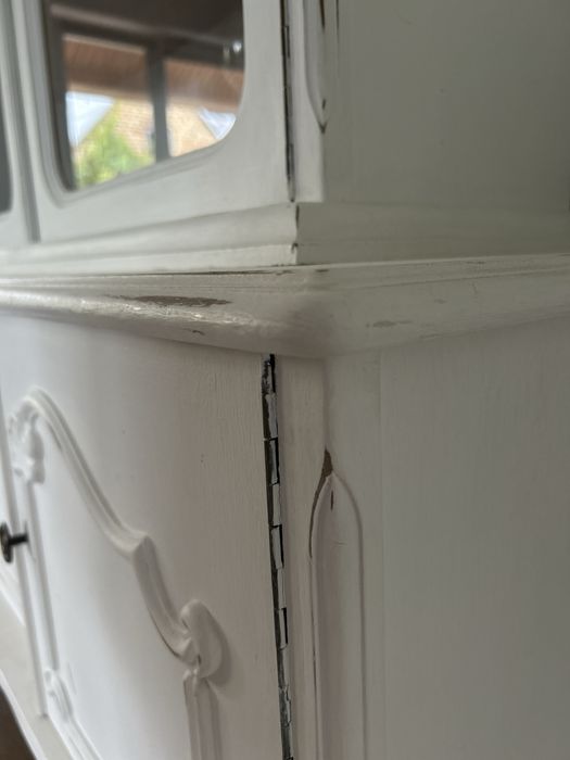 Kredens do kuchni, salonu.