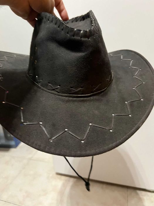 Chapéu estilo cowboy