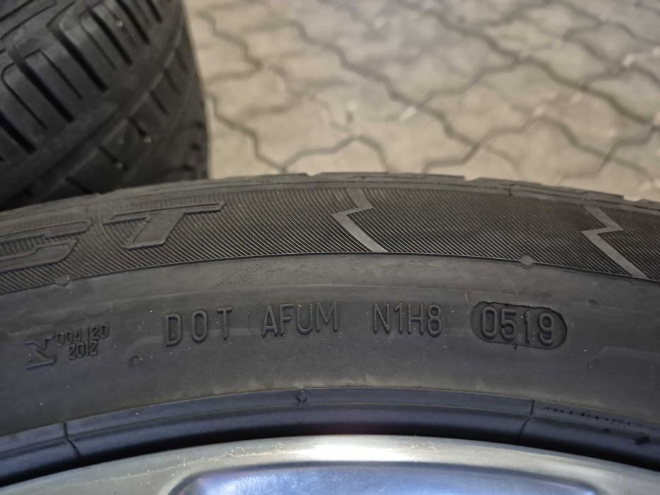 Koła felgi 20" JEEP GRAND CHEROKEE opony Continental 265/50/r20