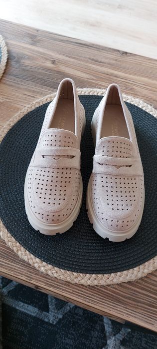 Nowe buty damskie 38