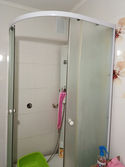 Душова кабіна по запчастям