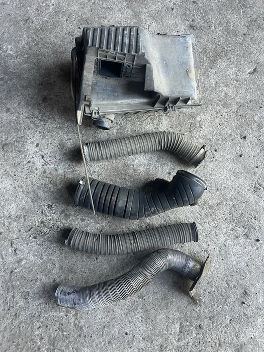 Корпус фільтра пасат б3б4