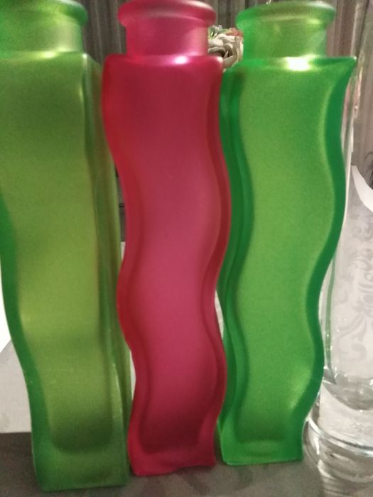 Wazoniki dekoracje. 6 sztuk. Kolorowe i ze szkła