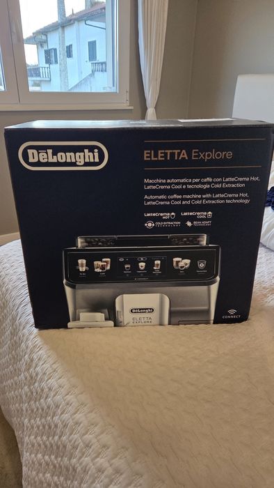 Máquina DeLonghi Eletta Explore Titânio