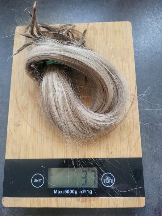 Sprzedam włosy dziewicze