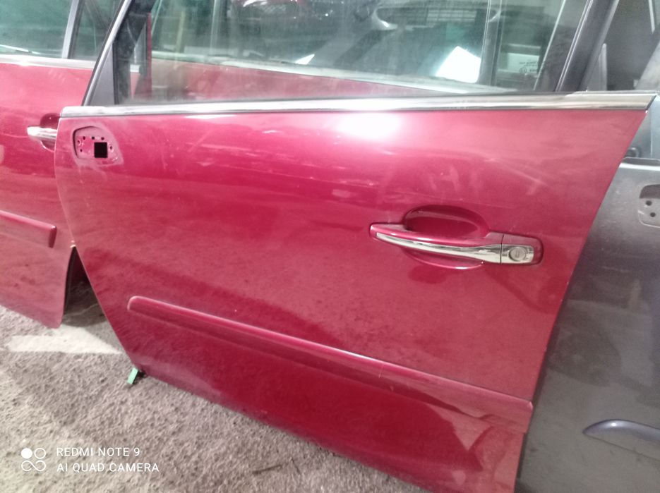 Дверь правая левая Citroen C4 Picasso 2006-2013 європа