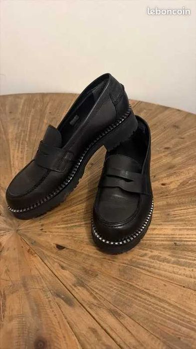 Mocassins pretos de plataforma - Muito bom estado