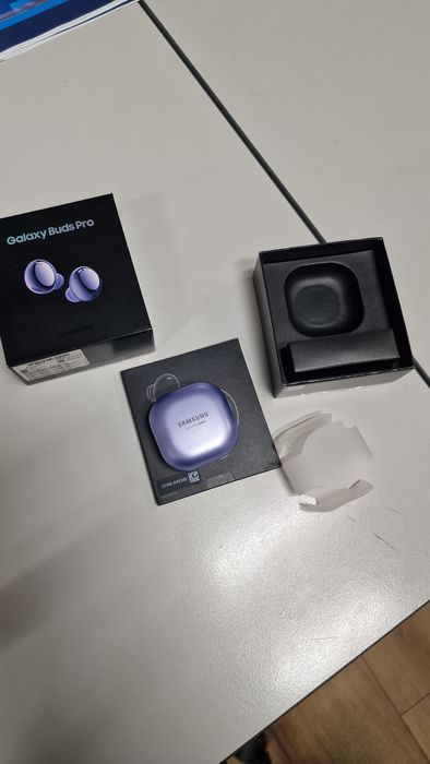 Auriculares True Wireless Bluetooth Samsung Galaxy Buds Pro - Violeta